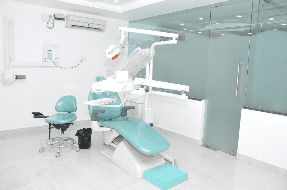 مركز المفرق لطب الأسنان
